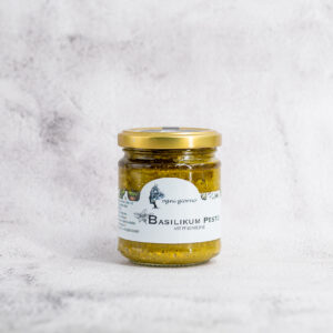 Basilikum Pesto mit Pinienkerne